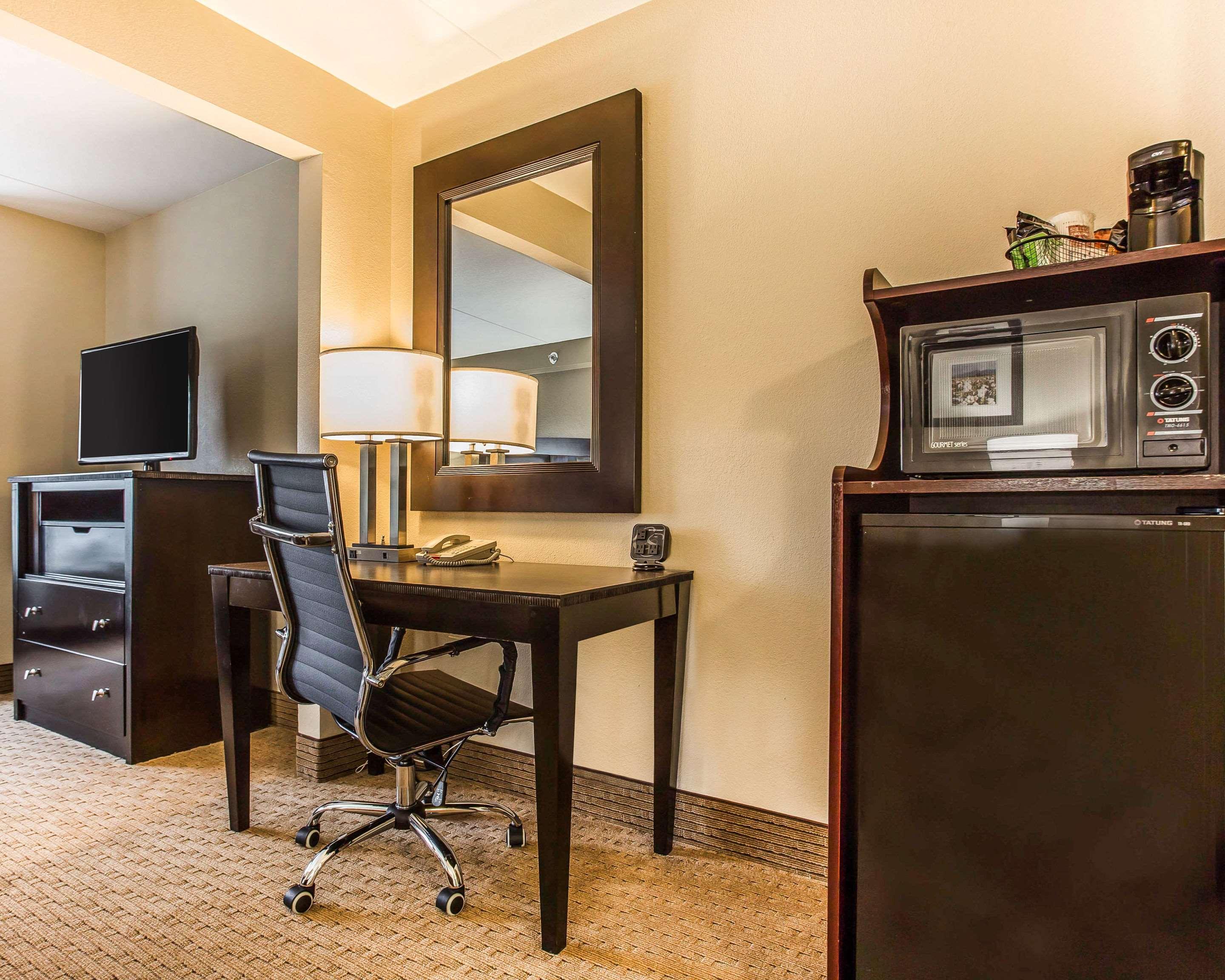 Comfort Suites Morrow- Atlanta South Extérieur photo